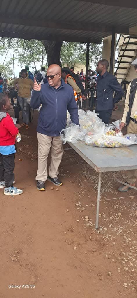 Khama Gifts Children