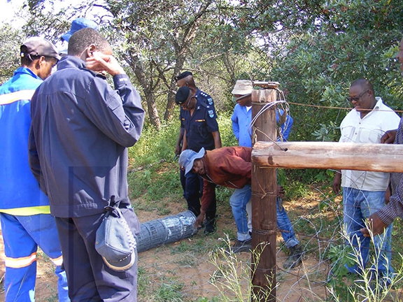 Serule Farmers Unite to Maintain Fence