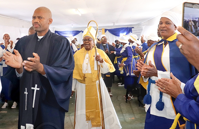 Mapodisi a Boloditse Letsholo la Ipabalelo Tseleng