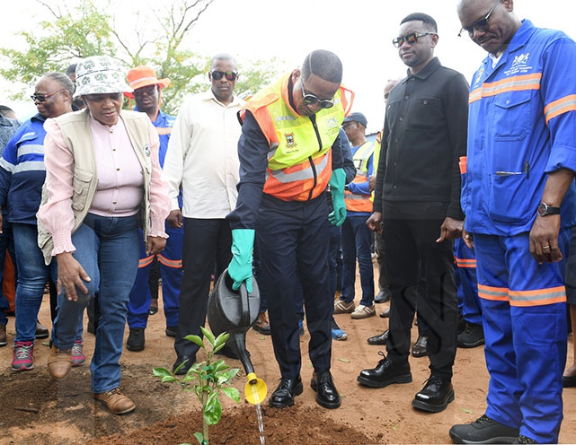 Govt to refurbish all schools