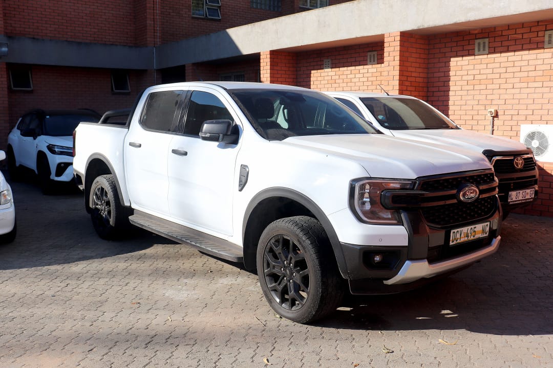 Mapodisi a Tshwere Dikoloi Tsa Bogodu